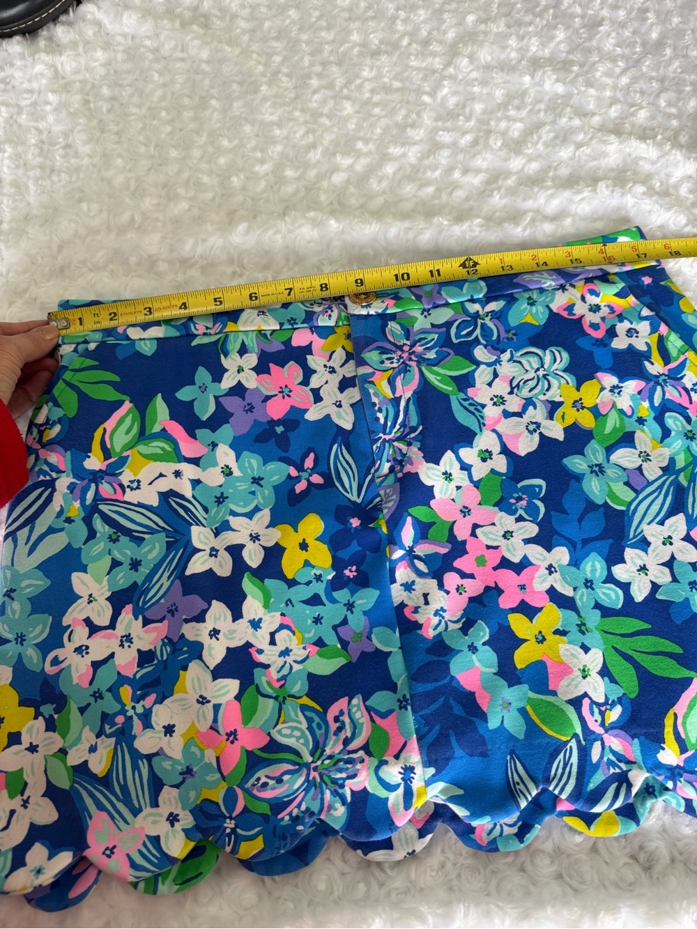 Lilly Pulitzer Golf Skort with built in white Lining - Picture 8 of 10